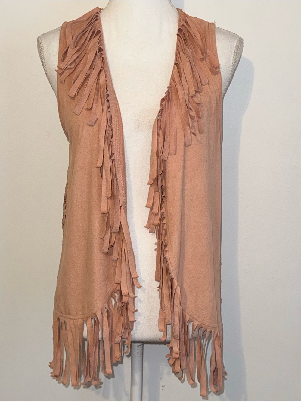 Maurices Boho Fringe Open Front Crochet Back Vest Size M Blush Pink